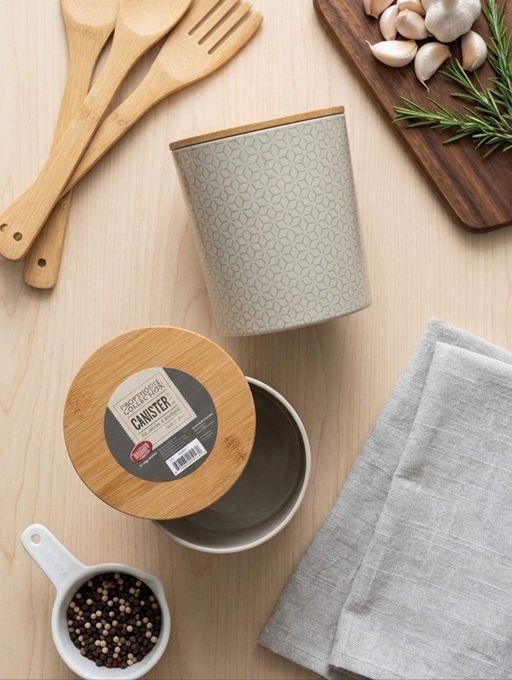 NWT TableCraft Crofthouse Collection Canister & Lid - 2.75 QT Grey Geometric